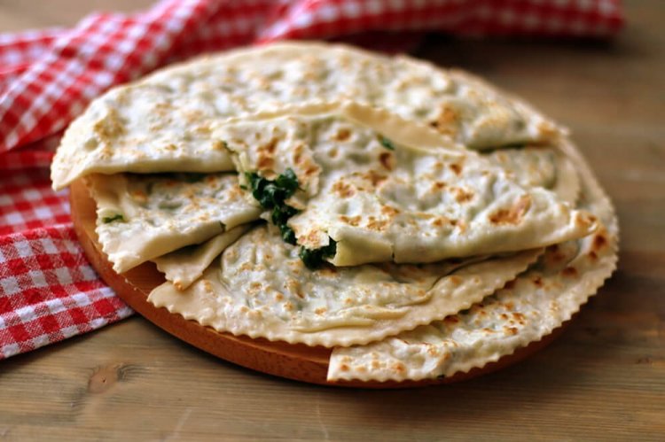 Кутабы со щавелем