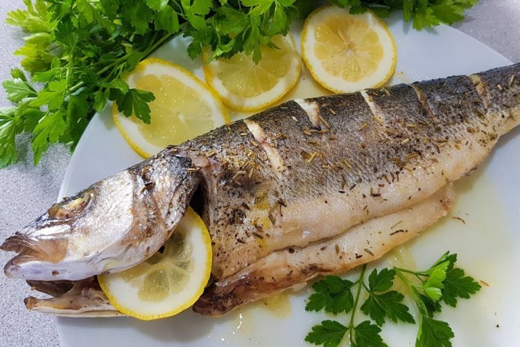 Сибас с бальзамическим уксусом в духовке