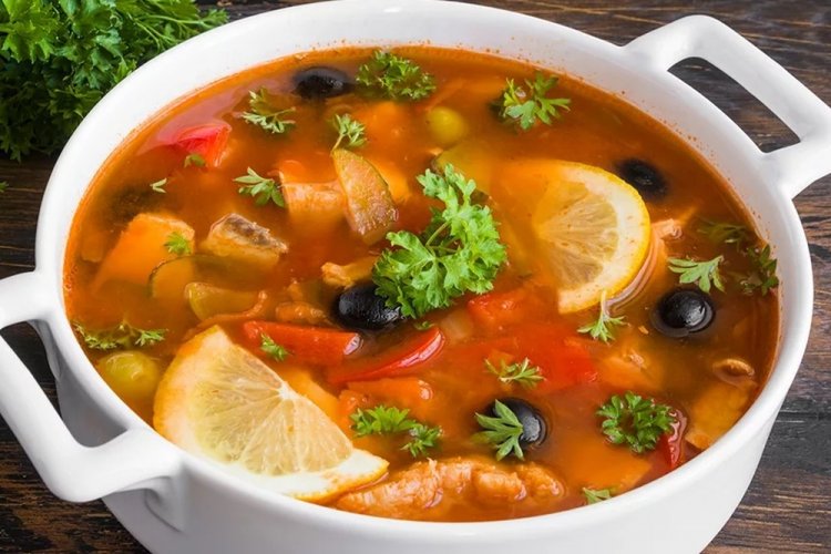 Солянка из сазана