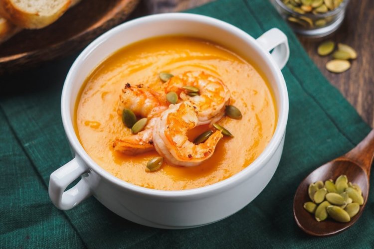 Суп-пюре из тыквы с креветками