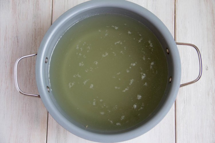 Солянка с колбасой и картошкой