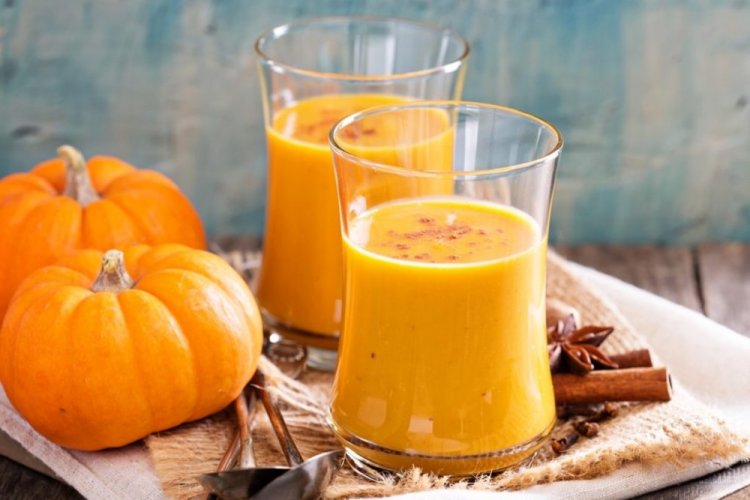 Сок из тыквы с лимоном и корицей