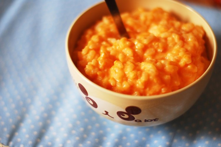 Рисовая каша с тыквой и бананом на соевом молоке