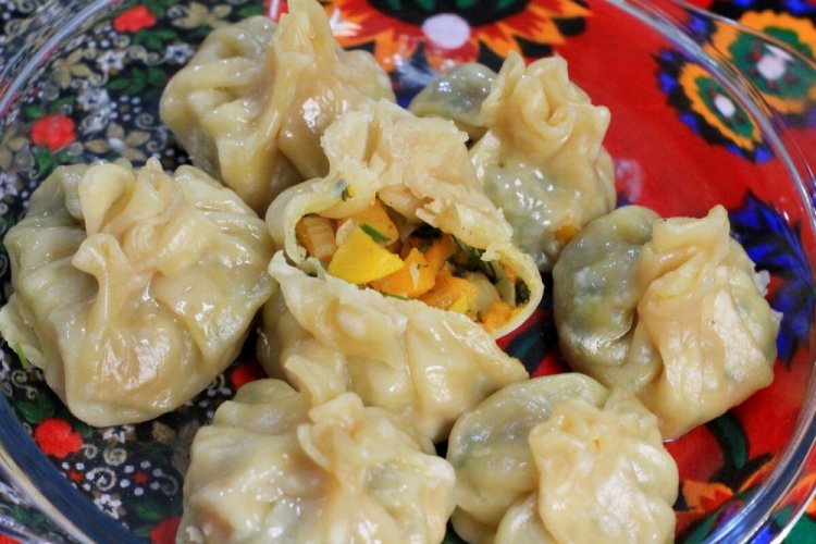 Манты с тыквой в пароварке