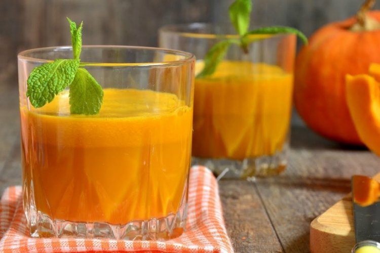 Сок из тыквы и яблок в соковарке