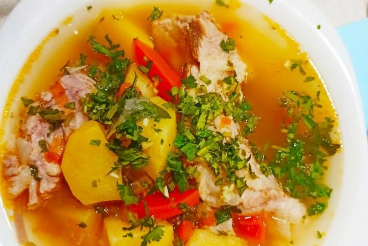 Шурпа со свининой