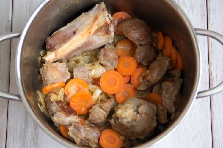 Шурпа с бараниной – классический рецепт