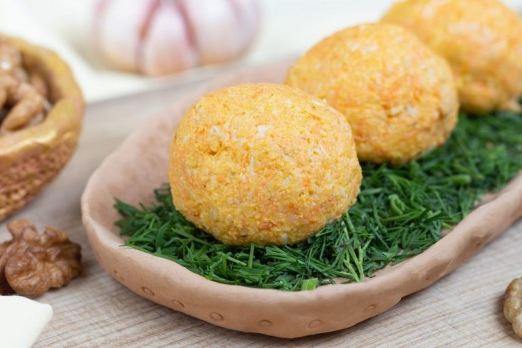 Сырные шарики с морковью