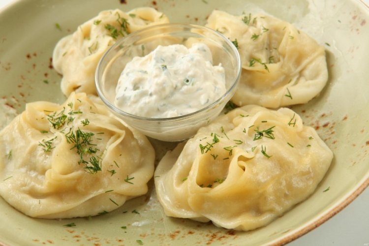 Манты с красной рыбой