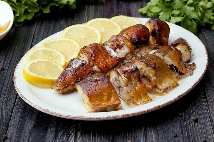 Скумбрия в соевом соусе в духовке