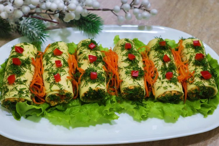 Рулетики из сыра с корейской морковью