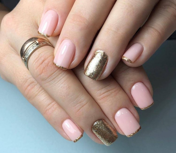 Бежевый с золотом