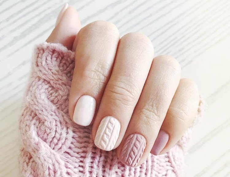 Вязаный маникюр на короткие ногти