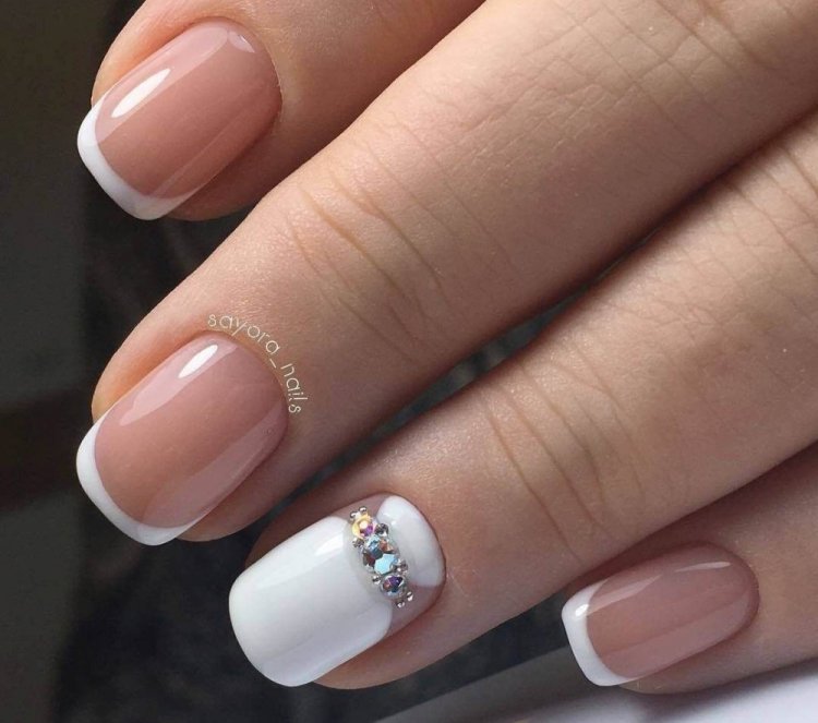 Френч со стразами