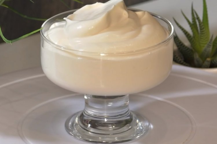 Йогуртовое суфле для торта