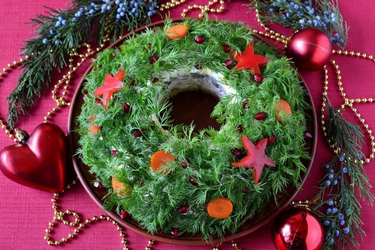Салат «Рождественский венок»