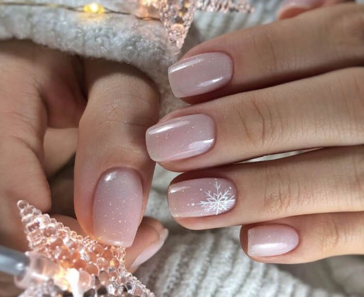 Блестящий новогодний нюд