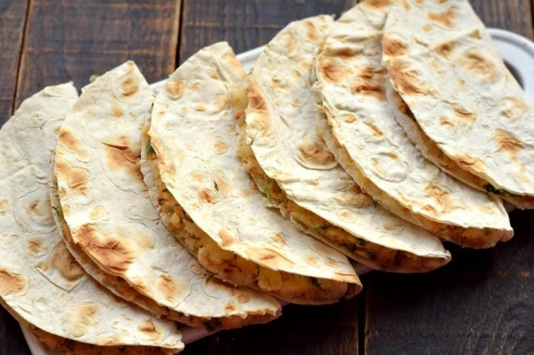 Кыстыбый с картошкой из лаваша