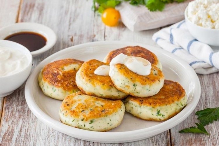 Соленые сырники с рисовой мукой