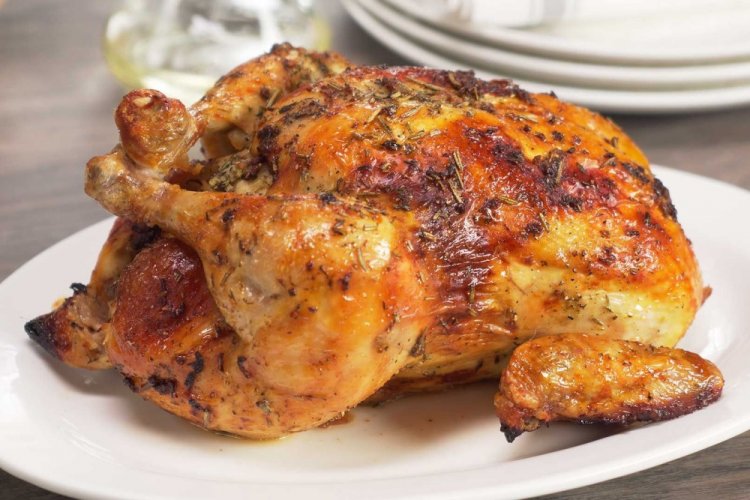 Фаршированная курица с капустой