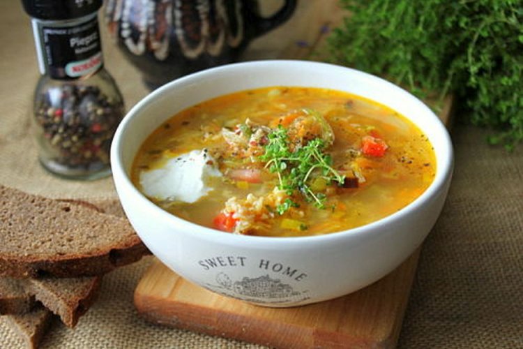 Суп с овсянкой и корнем сельдерея