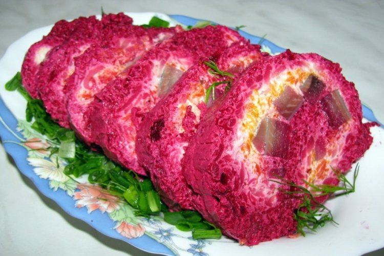 Рулет из селедки под шубой без картошки