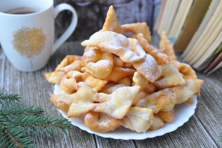 Хворост на кефире с маргарином