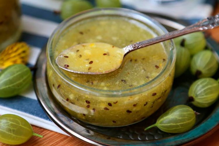 Изумрудное варенье из крыжовника без варки