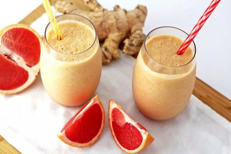 Грейпфрутовый смузи с имбирем и отрубями