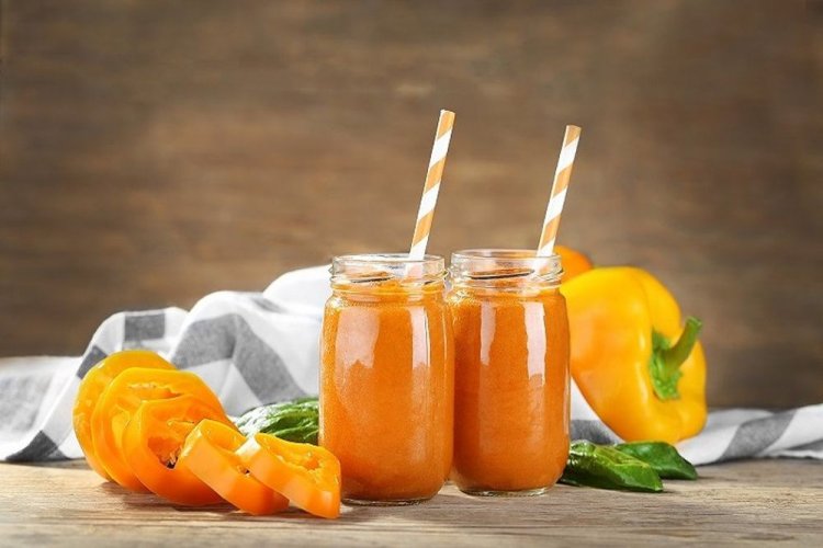 Смузи из болгарского перца и лимона