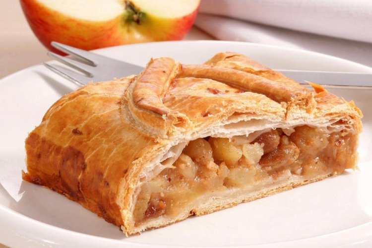 Штрудель с яблоками и грушей