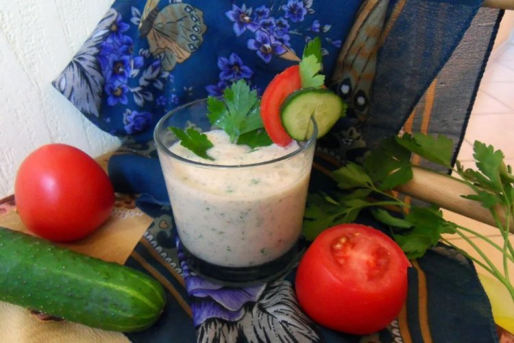 Овощной смузи с огурцом и петрушкой