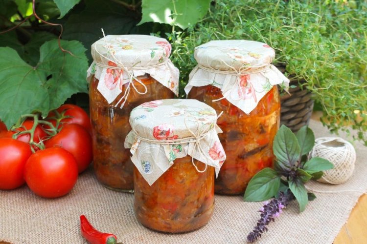 Лечо из баклажанов и острого перца на зиму