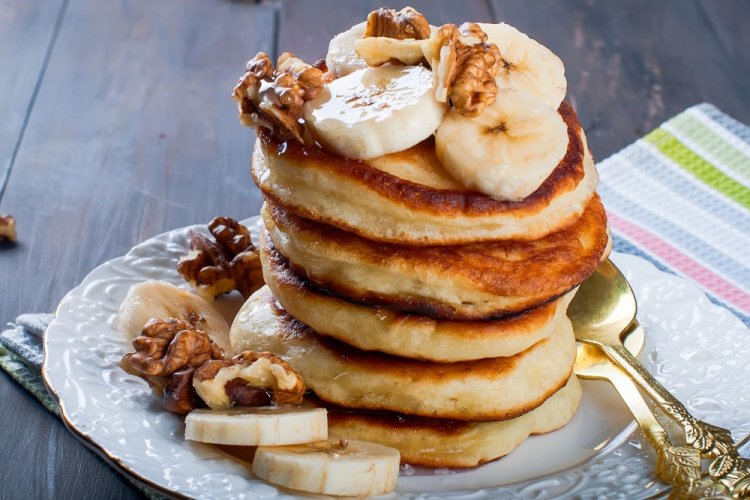 Оладьи на дрожжах с бананом