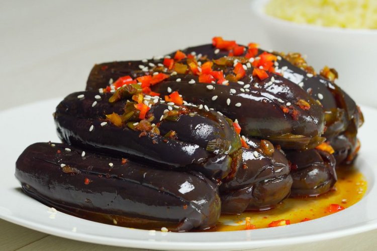 Баклажаны по-корейски целиком