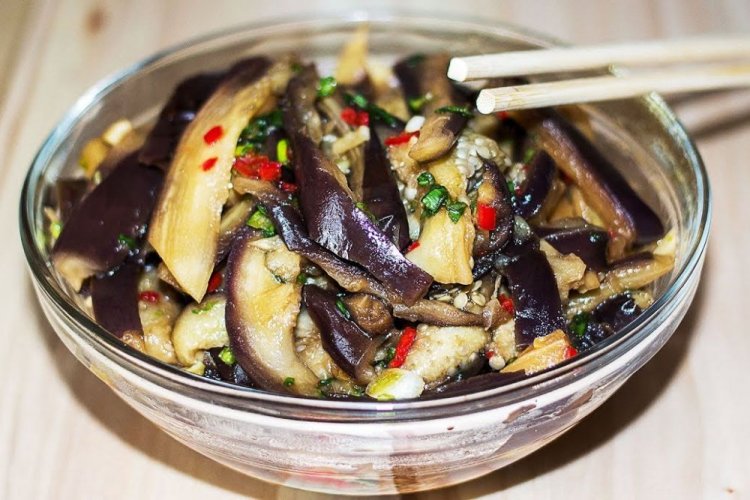 Острые баклажаны по-корейски