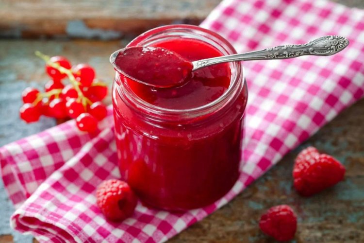 Желе из малины и красной смородины без варки