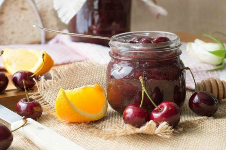 Джем из вишни с апельсинами и медом