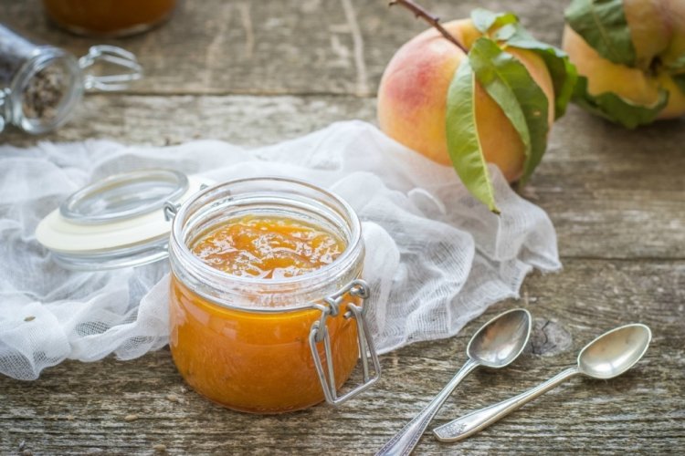 Джем из персиков с лимоном