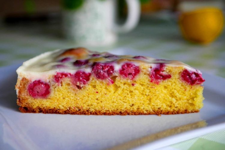 Манник с малиной