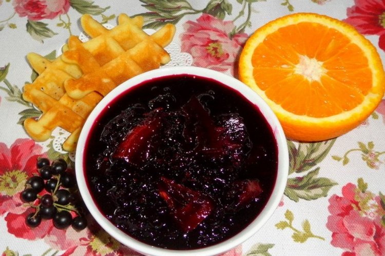 Конфитюр из черной смородины с лимоном