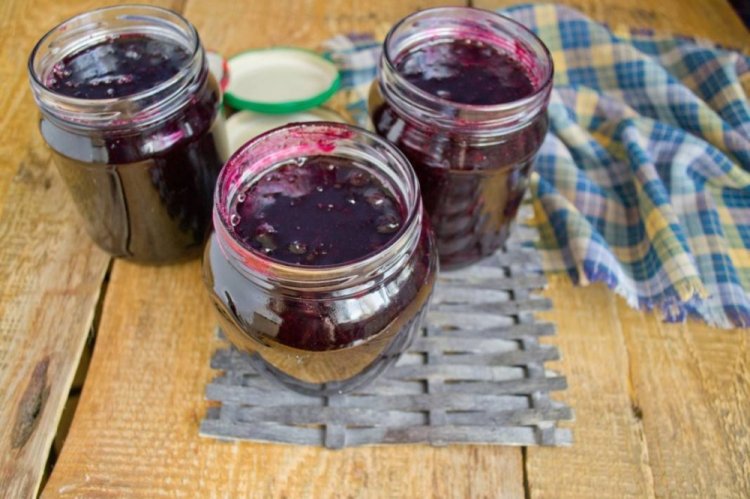 Конфитюр из черной смородины с лимонной кислотой