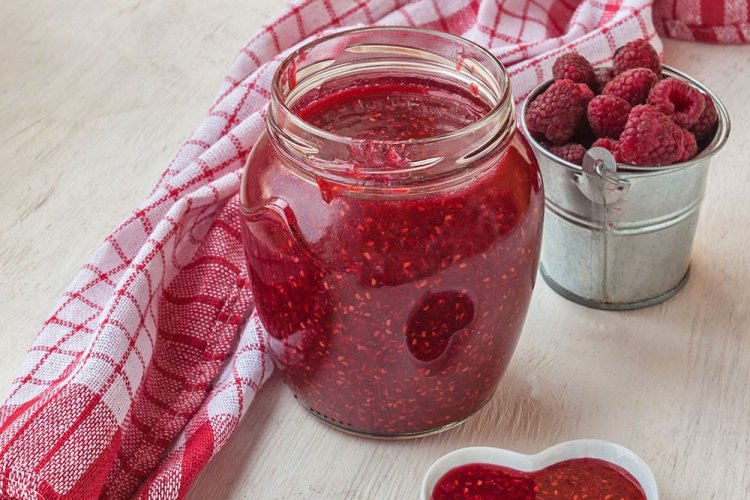 Малина с сахаром и лимонной кислотой без варки