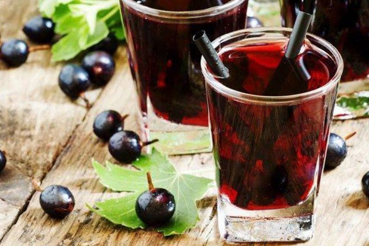 Настойка из черной смородины с фруктозой