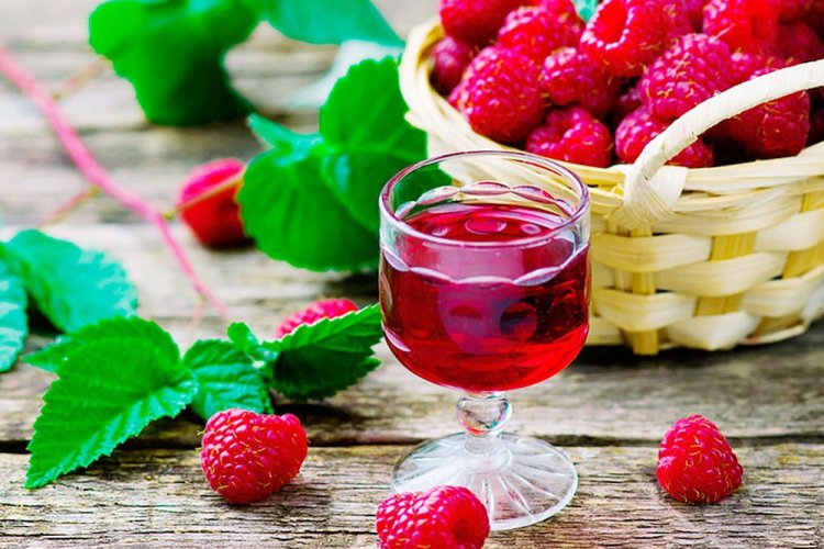 Наливка из малины естественного брожения