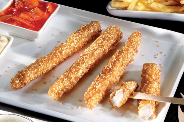 Куриные стрипсы в кунжуте