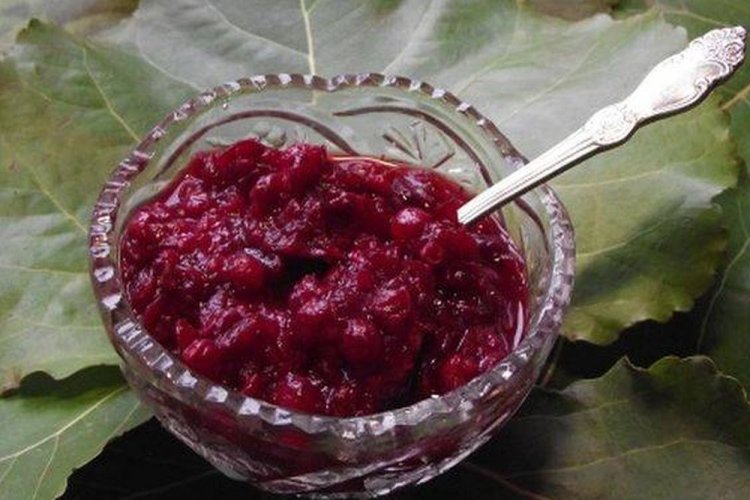 Варенье из ирги с клюквой