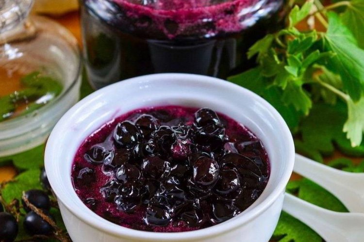 Варенье из ирги с черной смородиной