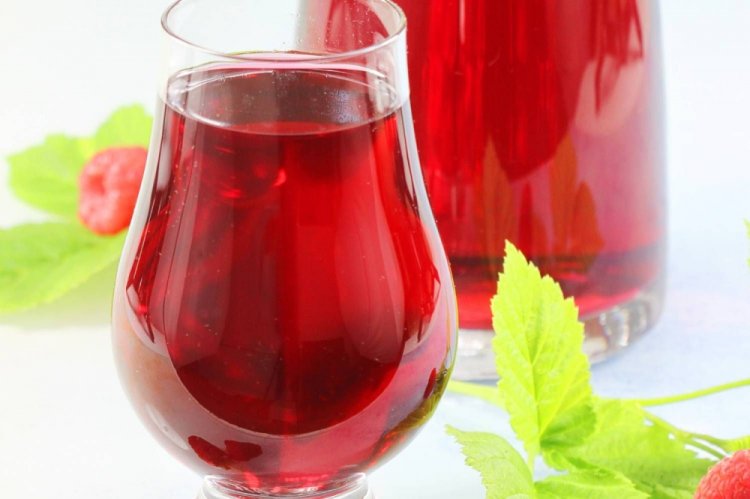 Острая настойка из малины
