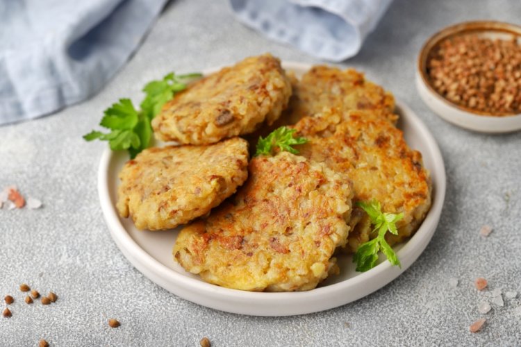 Гречневые котлеты